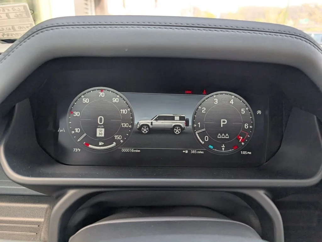 New 2026 Woolstone Green Land Rover X-Dynamic SE image 10