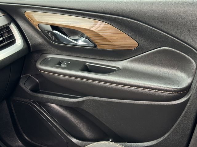 2021 GMC Terrain SLE - Photo 25