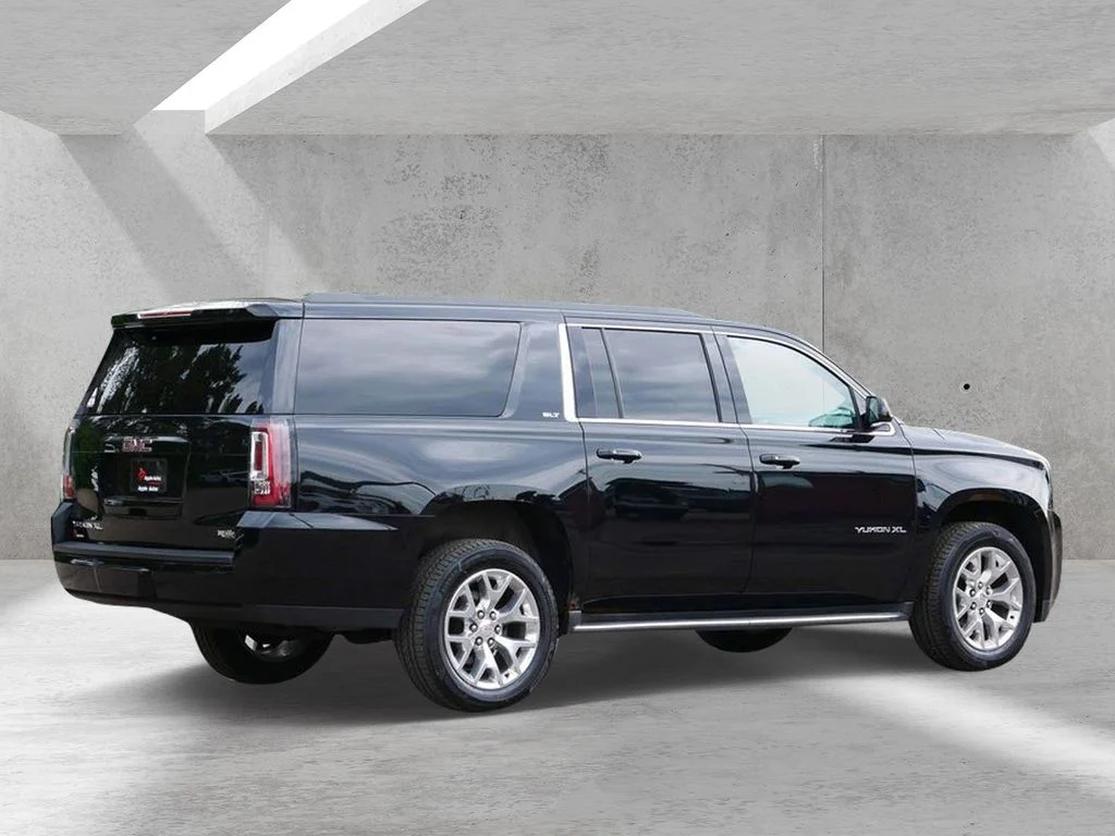 Used 2016 Black GMC SLT image 3