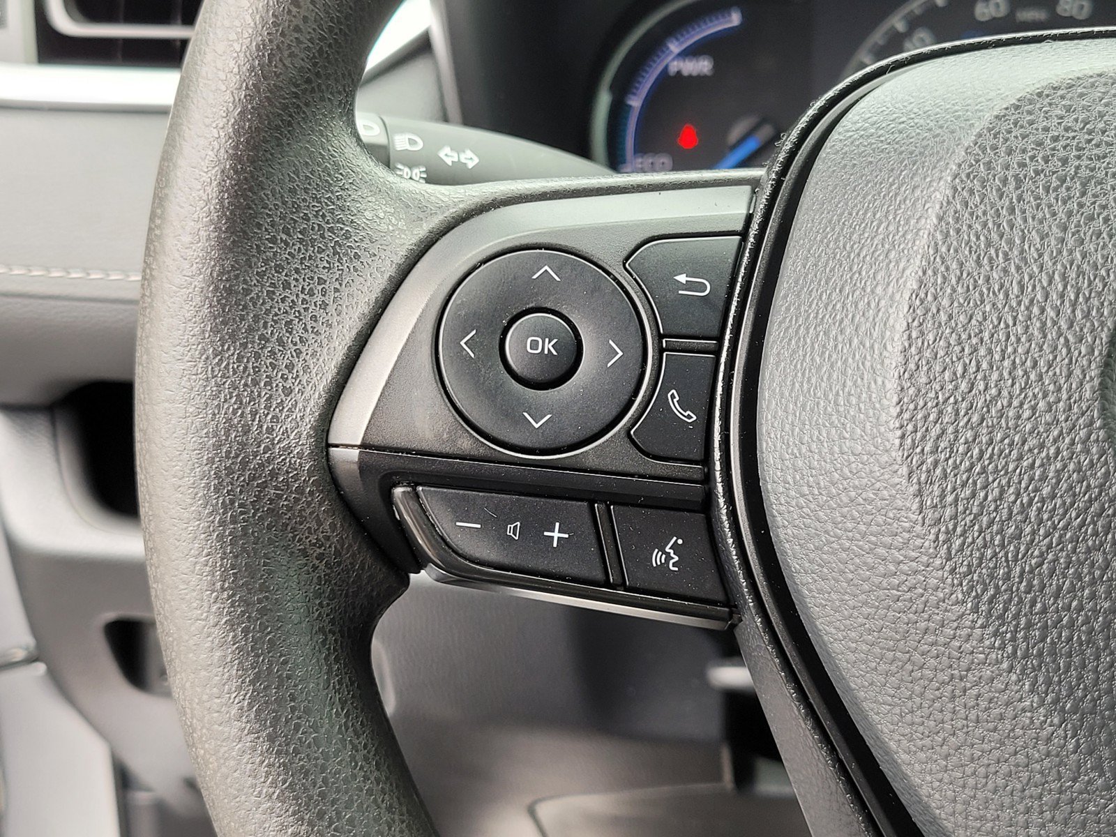 Used 2024 Silver Toyota Hybrid LE image 25