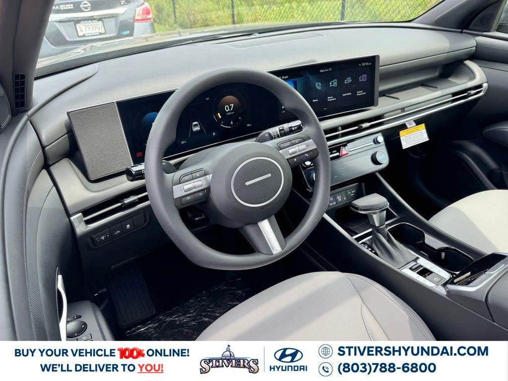 New 2026 Black Hyundai SEL Activity FWD image 3