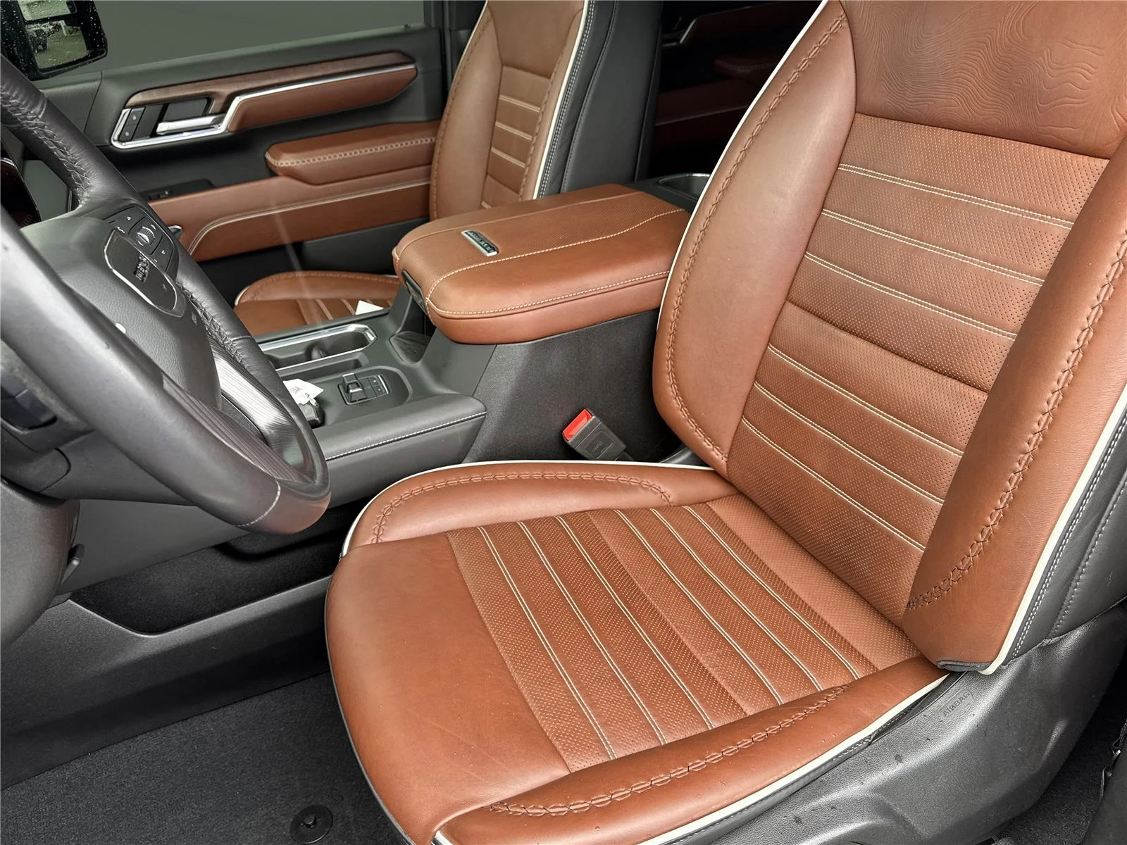 Used 2024 Sterling Metallic GMC Denali Ultimate image 10
