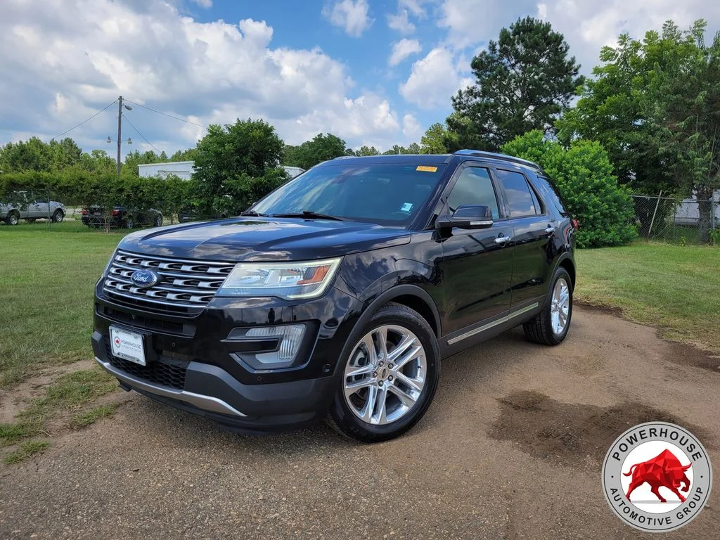 Used 2016 Black Ford Limited image 1