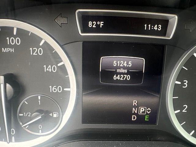 Used 2018 White INFINITI Premium image 1