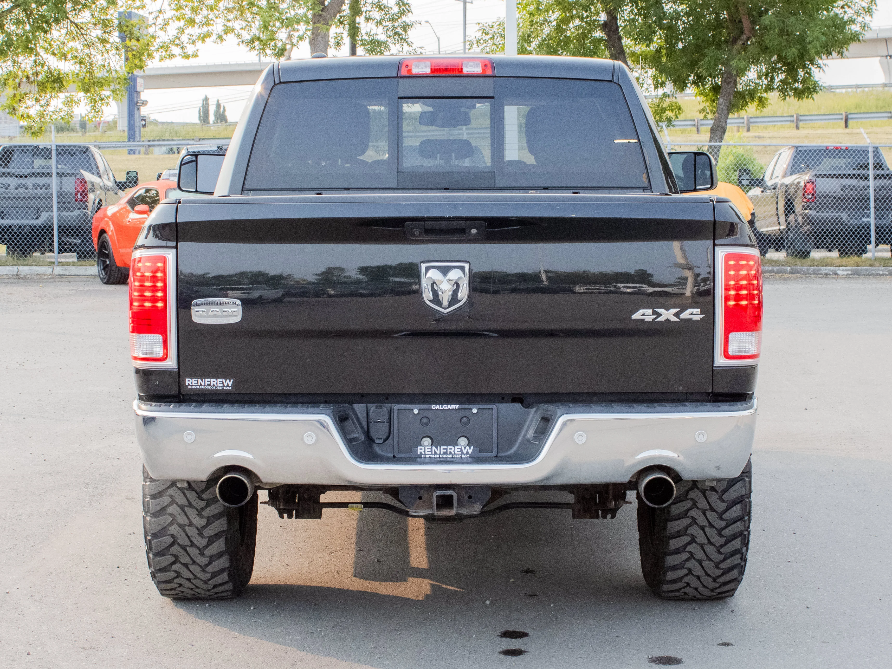 Used 2017 Black RAM Longhorn * HEMI V8 | Low KM