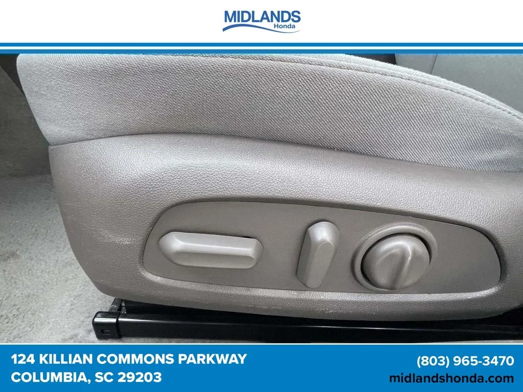 Used 2025 Black Metallic Chevrolet LT image 15