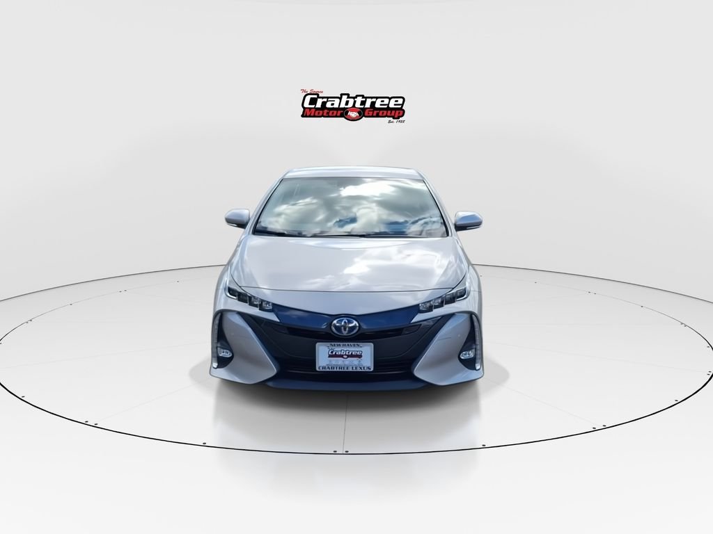 Used 2022 Silver Toyota Limited image 3