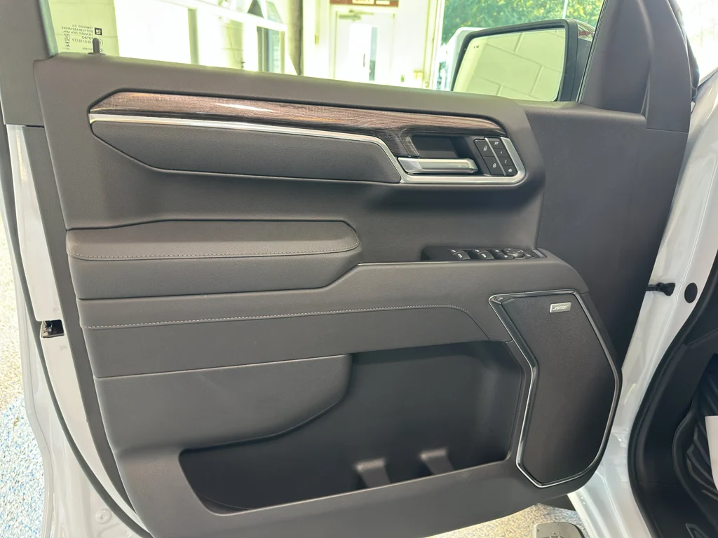 2026 Chevrolet Silverado 1500 LTZ - Photo 34
