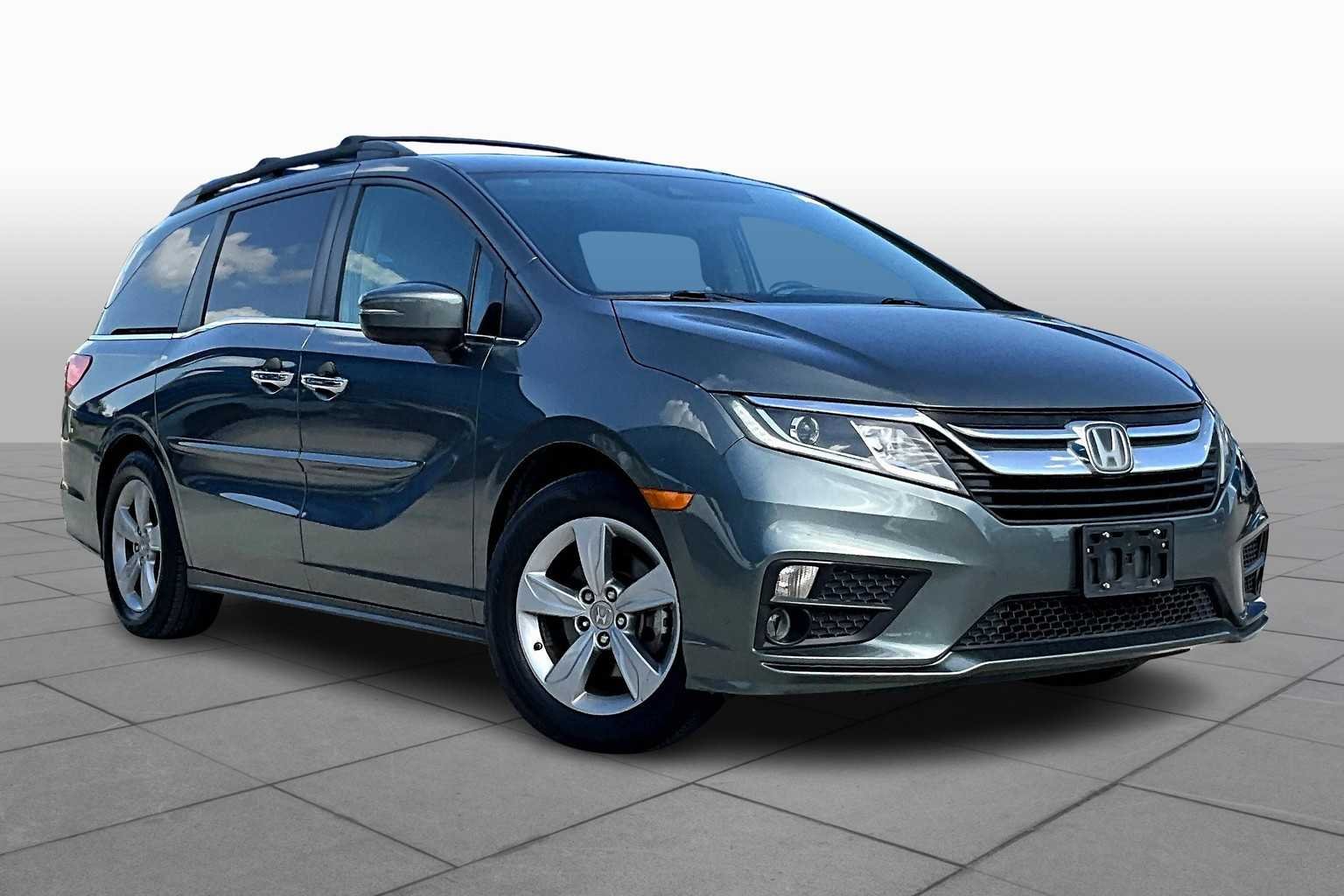 Used 2018 Modern Steel Metallic Honda EX image 2