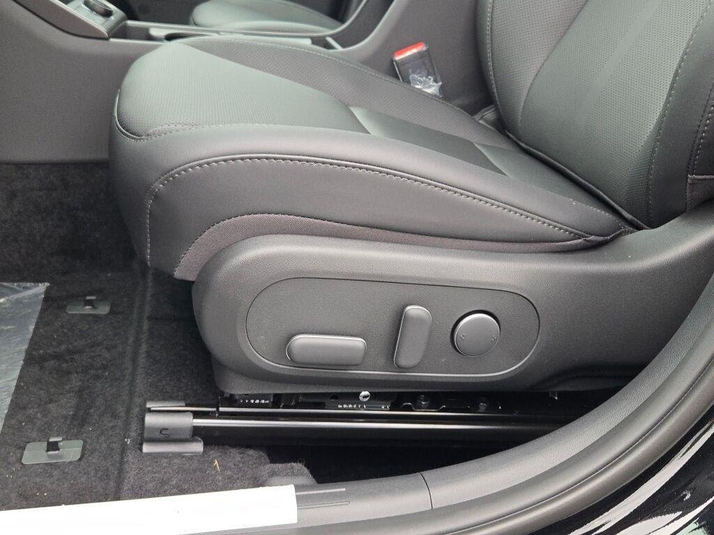 New 2026 Black Hyundai Limited AWD image 23