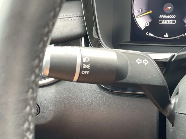 Used 2023 Black INFINITI LUXE image 17