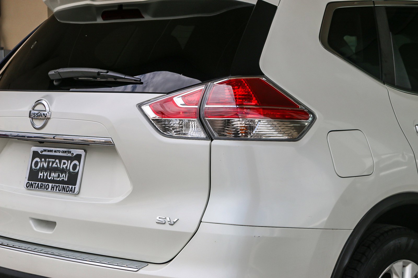 2016 Nissan Rogue SV - Photo 9