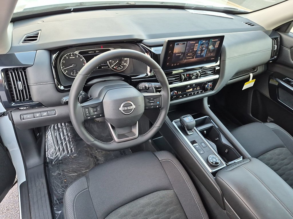 2026 Nissan Pathfinder SV - Photo 23