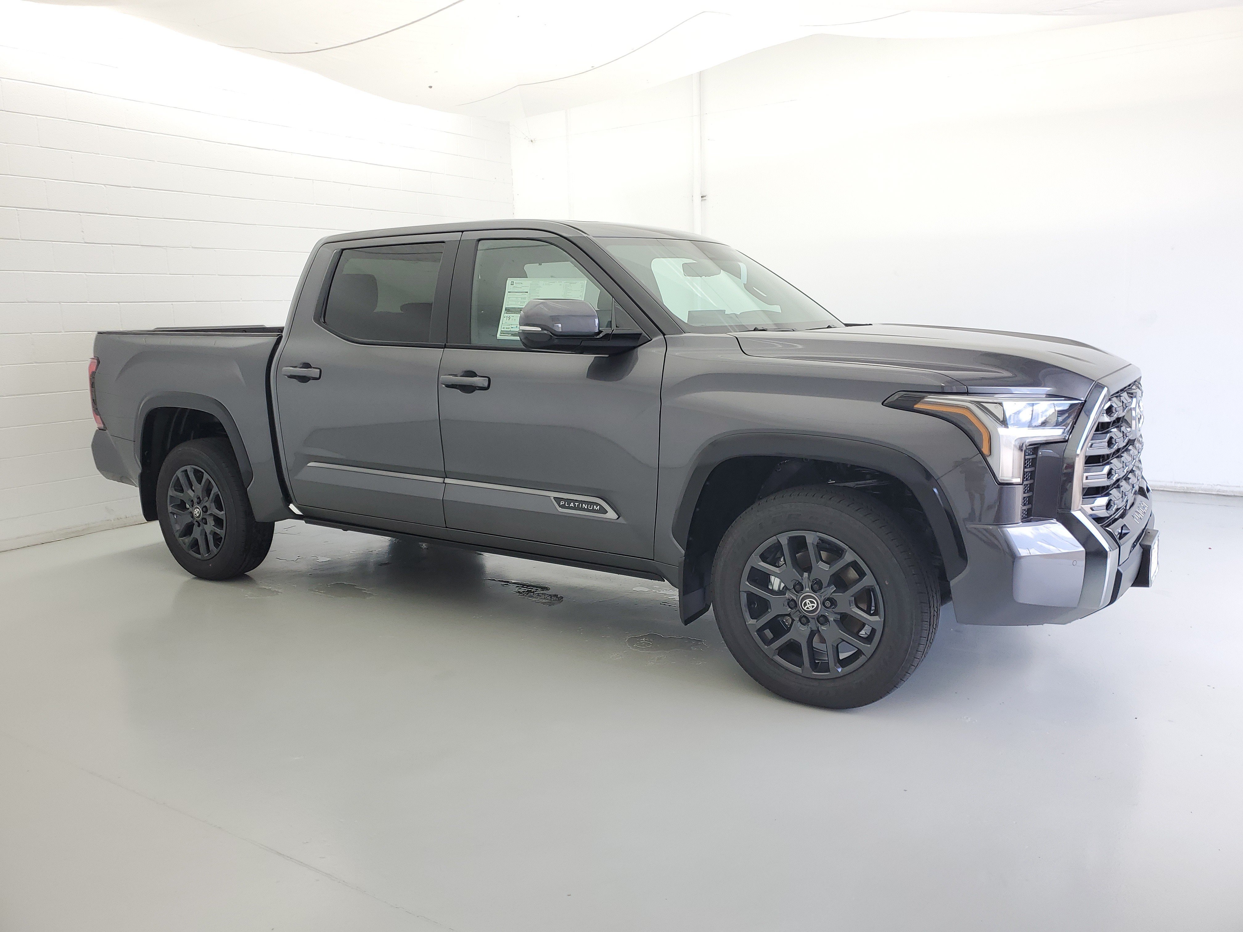 New 2026 Magnetic Gray Metallic Toyota  Platinum image 4
