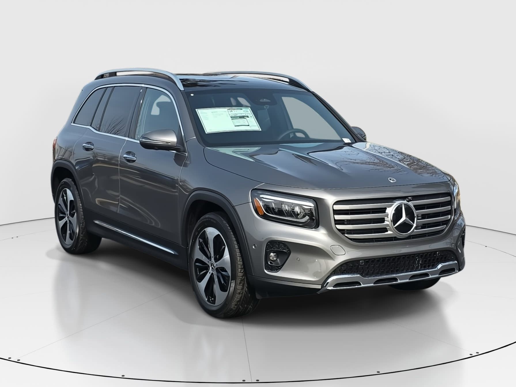 New 2026 Mountain Grey Metallic Mercedes-Benz GLB250 image 3