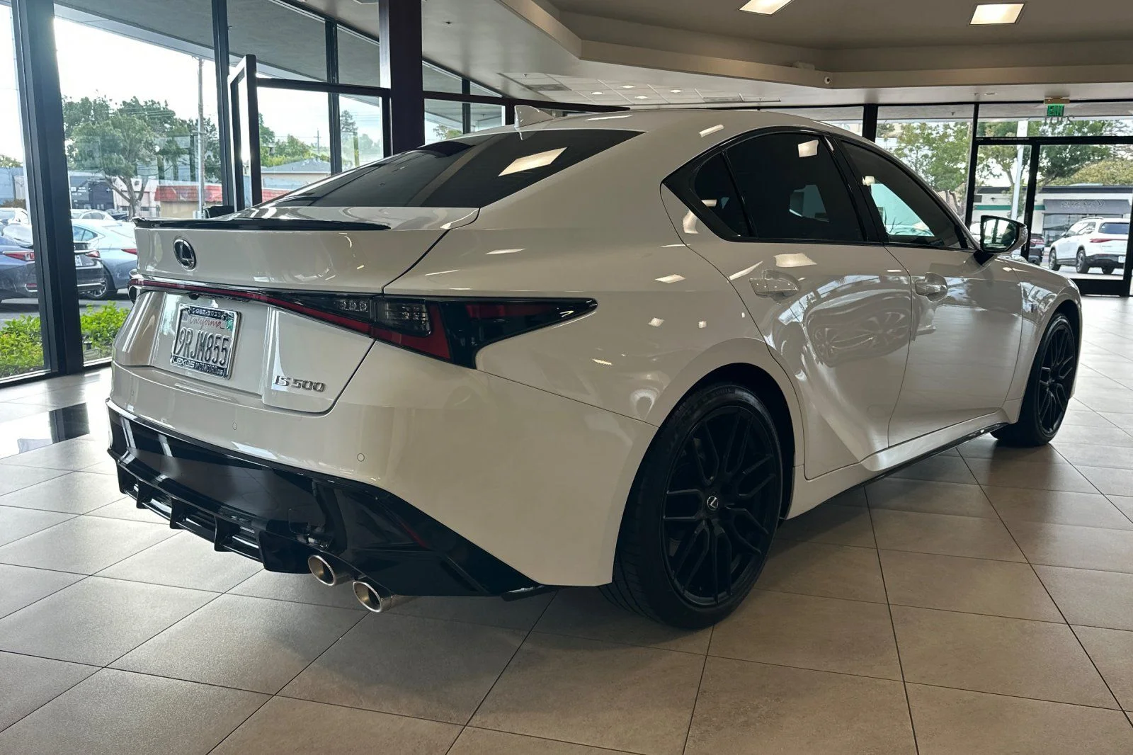 Certified Used 2023 ULTRA WHITE Lexus 500 F SPORT Performance Premium image 4
