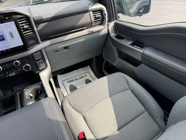 Used 2024 Agate Black Metallic Ford XLT image 15