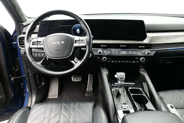 Used 2025 Black Kia SX-Prestige X-Pro image 19