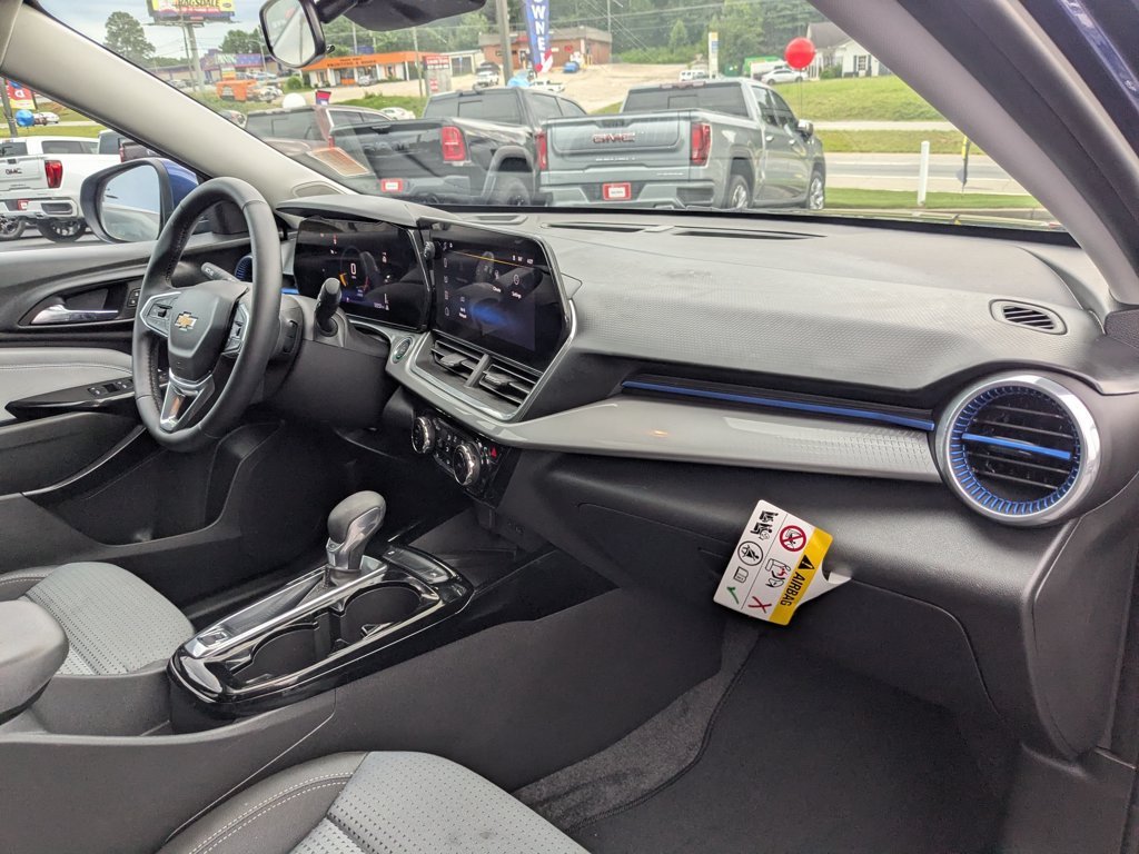 Used 2024 Blue Glow Metallic Chevrolet LT image 28