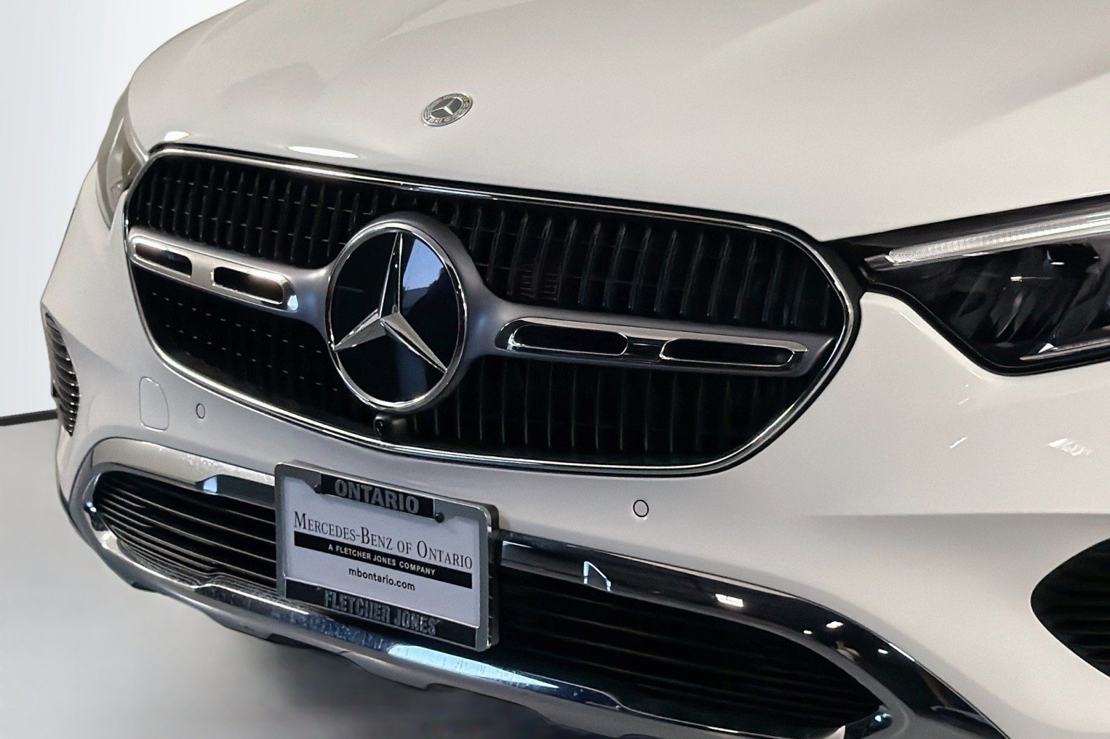 New 2026 Polar White Mercedes-Benz GLC 300 4MATIC® SUV image 12
