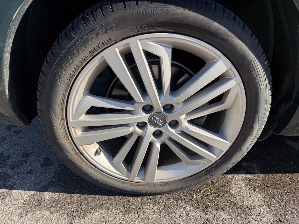 Used 2018 Azores Green Metallic Audi Prestige image 13