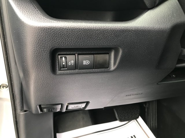 Used 2021 Silver Sky Metallic Toyota XLE image 16