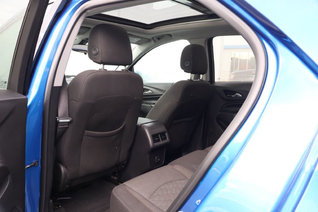 Used 2019 KINETIC BLUE METALLIC Chevrolet LT image 32