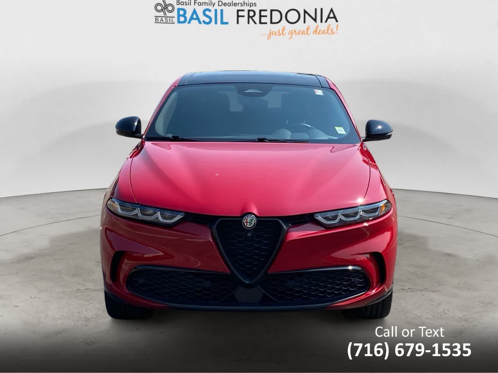 Used 2024 Alfa Rosso Alfa Romeo Veloce image 12