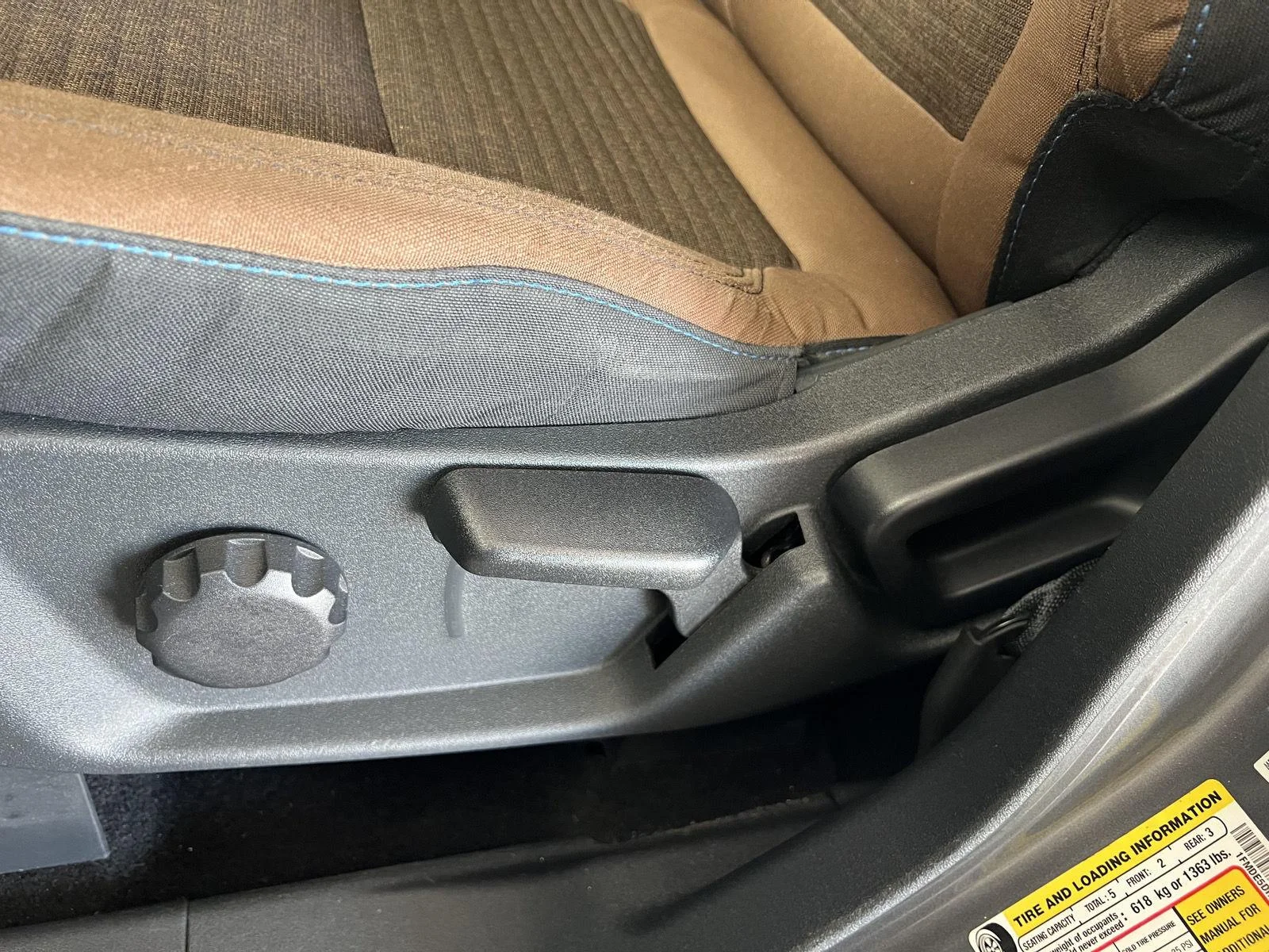Used 2022 Gray Metallic Ford Outer Banks image 15