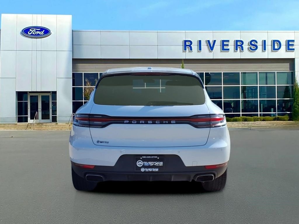 Used 2020 White Porsche Base image 6