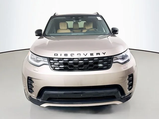 New 2026 Brown Land Rover Dynamic SE image 2