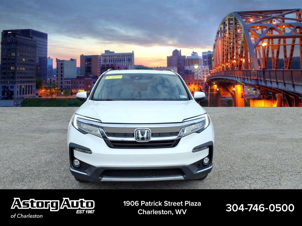 Used 2022 Platinum White Pearl Honda Touring 7-Passenger image 8