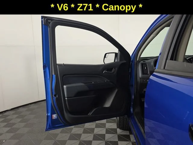 Used 2022 BRIGHT BLUE METALLIC Chevrolet 4WD Z71 image 24