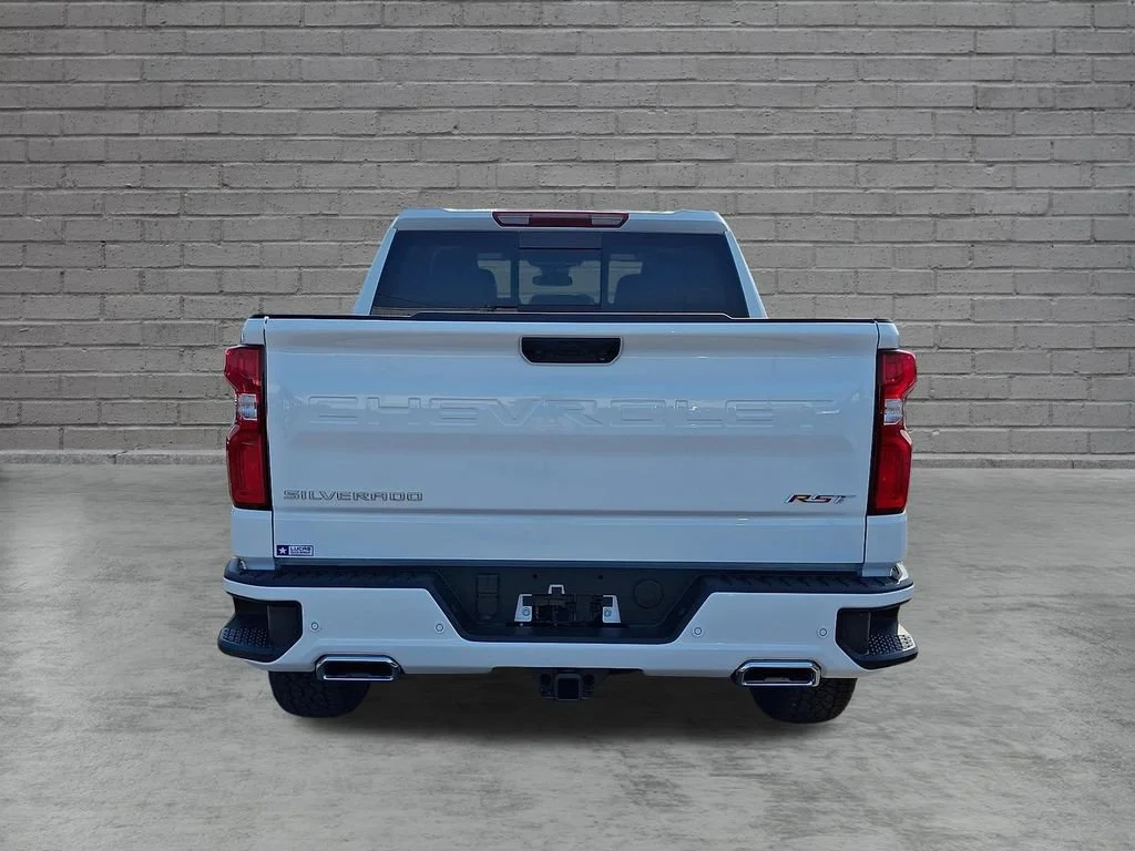 New 2026 Summit White Chevrolet RST image 7