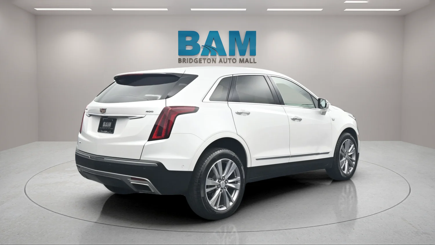 Used 2024 White Cadillac Premium Luxury image 6
