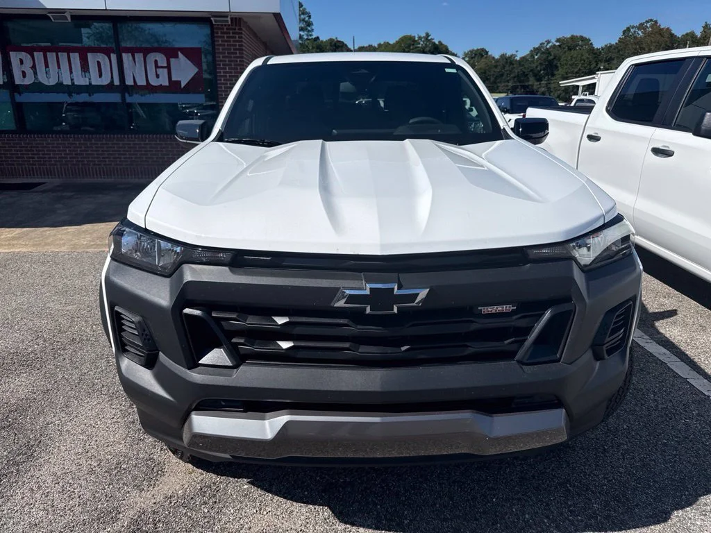 Used 2026 Summit White Chevrolet Trail Boss image 6