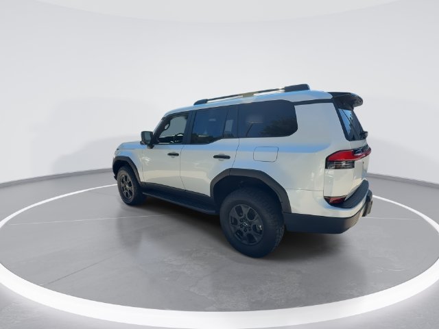 Certified Used 2026 EMINENT WHITE PEARL Lexus 550 Overtrail image 6