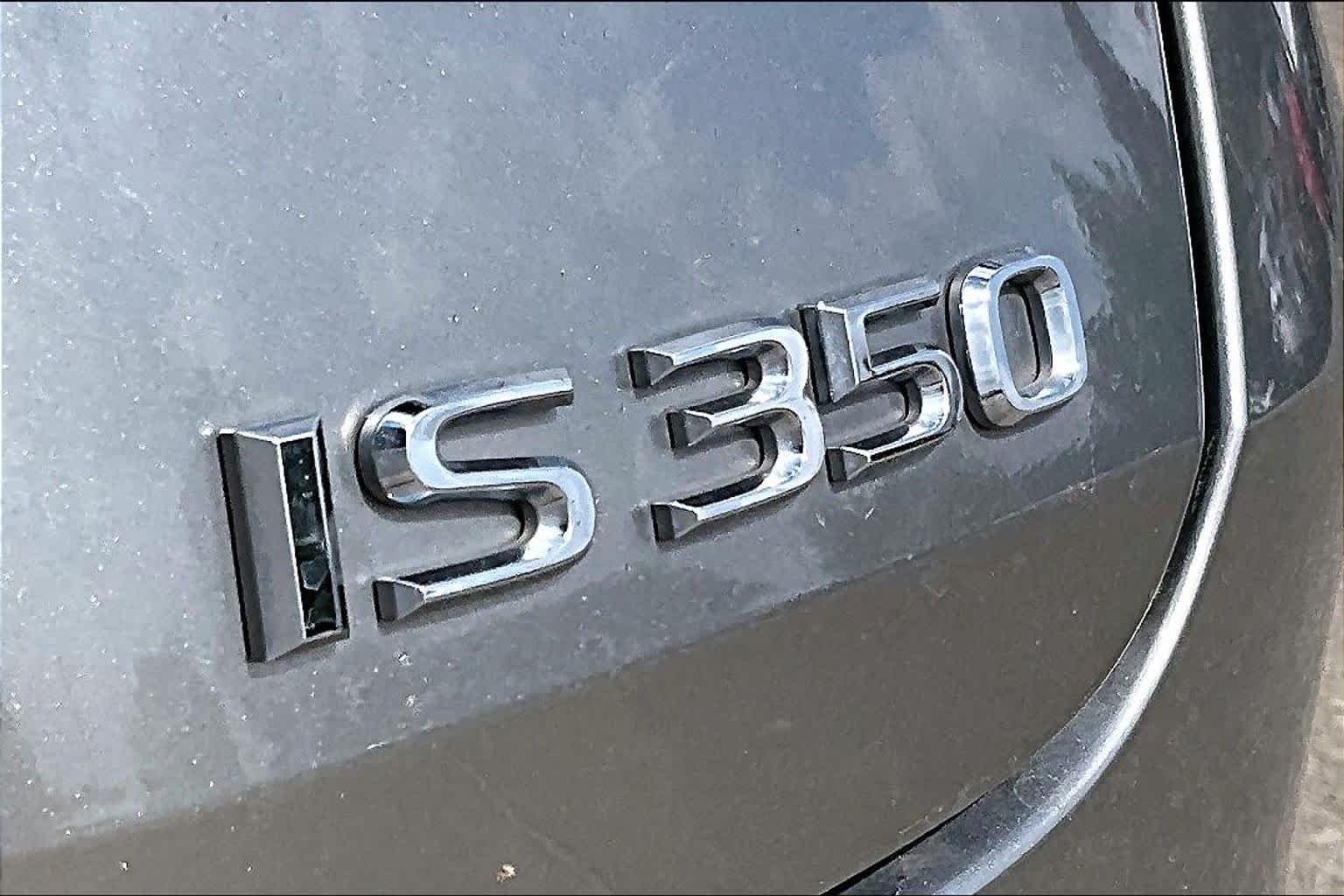 Used 2023 Atomic Silver Lexus F SPORT image 28