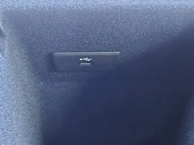 2026 Cadillac VISTIQ Sport - Photo 10