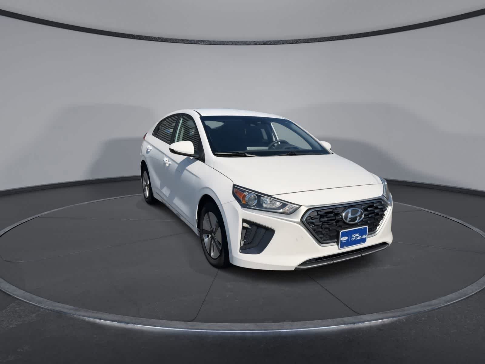 Used 2021 Ceramic White Hyundai Blue image 2