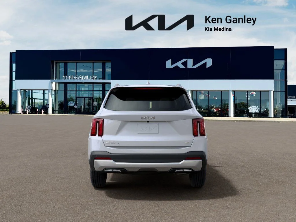 New 2026 Glacial White Pearl Kia S image 5