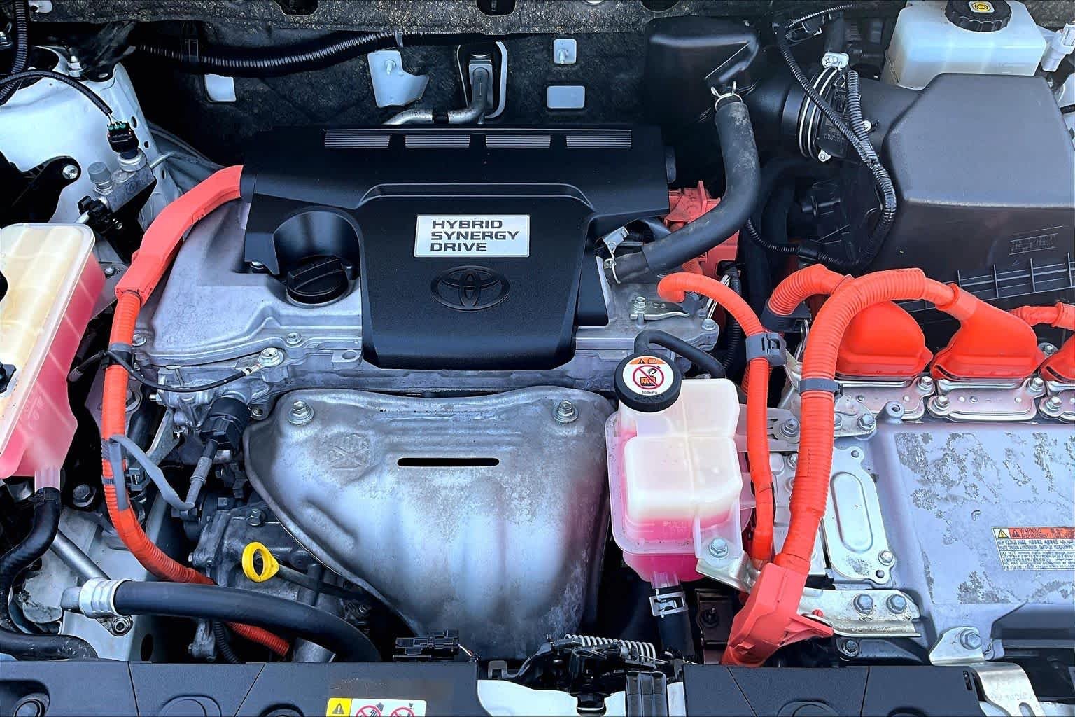 Used 2018 Blizzard Pearl Toyota Hybrid Limited image 32