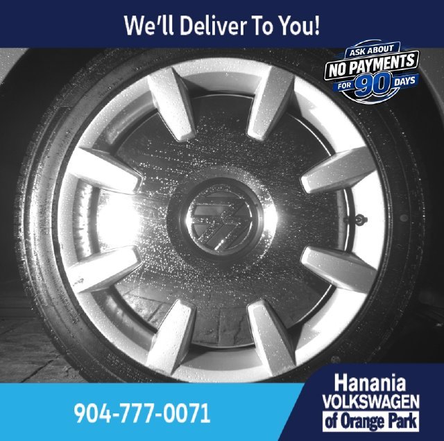 Used 2013 Silver Volkswagen 2.5L image 15
