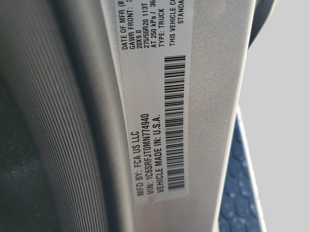 Used 2021 Silver Ram Laramie image 24