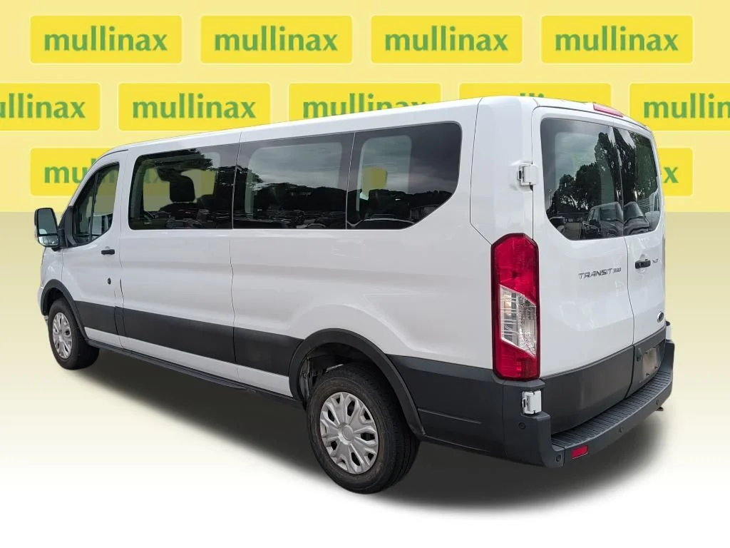 Used 2023 White Ford XLT image 3