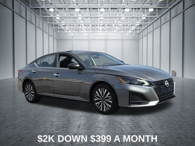 Certified Used 2025 Gray Nissan 2.5 SV image 5
