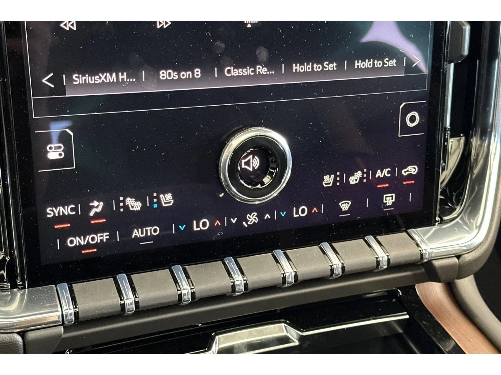 2026 GMC Yukon XL Denali - Photo 20