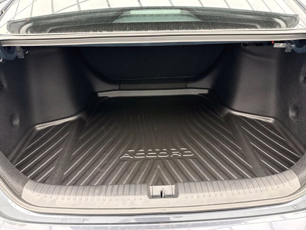 New 2026 Meteorite Gray Metallic Honda LX image 8
