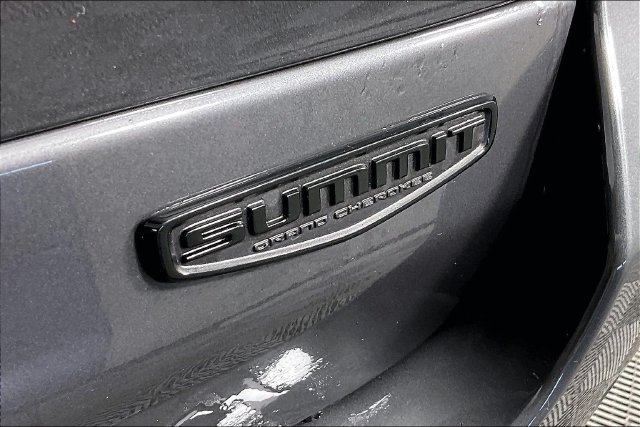 Used 2025 Gray Jeep Summit image 22