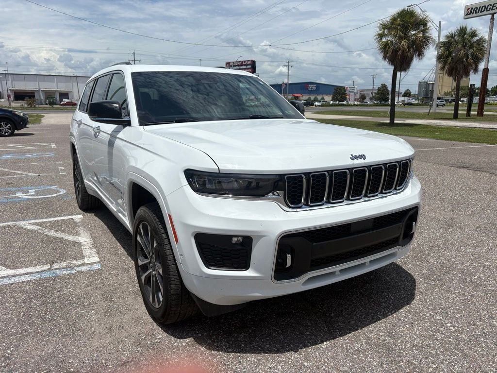 2023 Jeep Grand Cherokee L Overland 4x4's photo